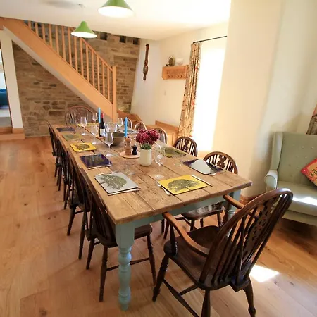 Fremington Hall Farm, Reeth, Swaledale * Reeth