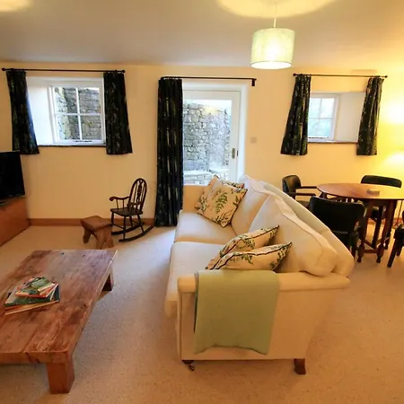 Fremington Hall Farm, Reeth, Swaledale *